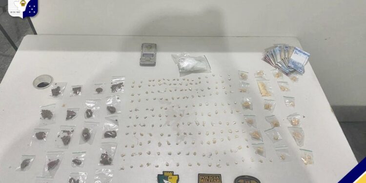 Polícia Militar prende homem por suspeita de tráfico ilícito de entorpecentes em Aracaju