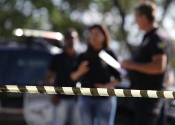 DHPP prende investigados por homicídio após briga em estacionamento de supermercado