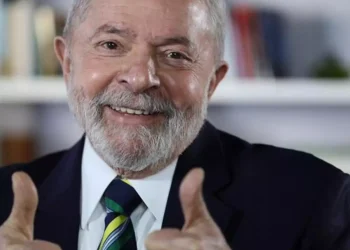Governo Lula vai gastar mais de R$ 700 mil em construção de heliponto no Palácio do Planalto