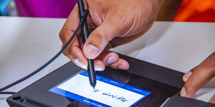 Postos de atendimento do Instituto de Identificação no interior do estado facilitam acesso à Carteira de Identidade Nacional