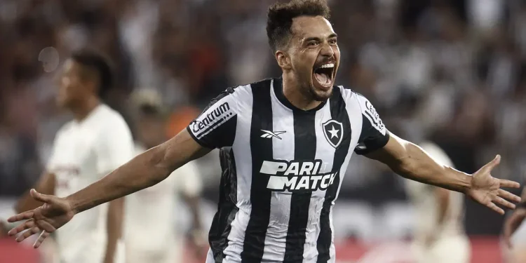 Botafogo supera lesão de Tiquinho e vence a primeira na Libertadores