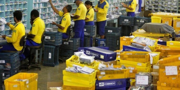 Correios inicia processo para contratação da banca realizadora do concurso público