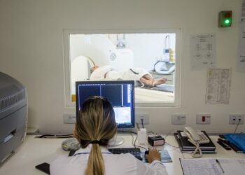 No Dia Mundial de Combate ao Câncer, Saúde reforça a importância da prevenção e diagnóstico da doença