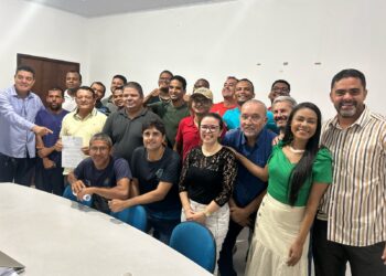 Prefeitura da Barra dos Coqueiros sanciona lei que cria novo salário base para motoristas escolares e ambulância