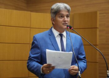 Dr. Samuel solicita melhorias no serviço de fornecimento de água em Nossa Senhora do Socorro