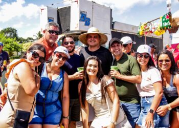 Prefeitura de Carira fortalece a cultura e movimenta a economia com a Festa do Vaqueiro