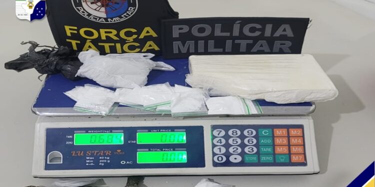PM prende suspeito por tráfico ilícito de drogas no Bairro Santa Maria