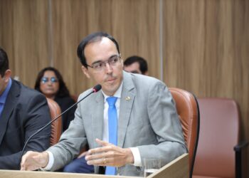 Projeto de Lei de Georgeo pretende proibir cobrança de tarifa de esgoto sem comprovação de serviço