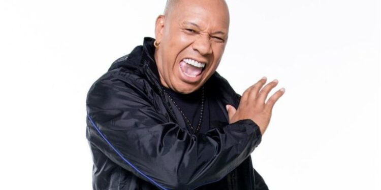 Morre o cantor Anderson Leonardo, vocalista do Grupo Molejo, por complicações de câncer
