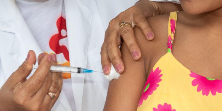 Vacina contra o HPV será aplicada em dose única em Sergipe