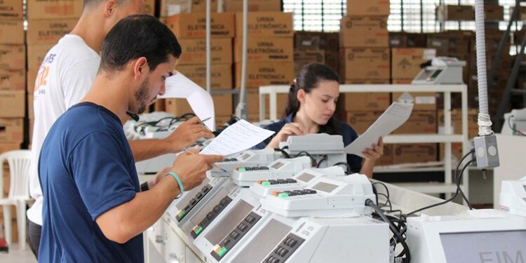 Eleições 2024: Tribunal Regional Eleitoral de Sergipe inicia testagem de urnas