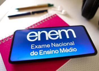 Startup lança curso gratuito de Enem com mais de 600 aulas