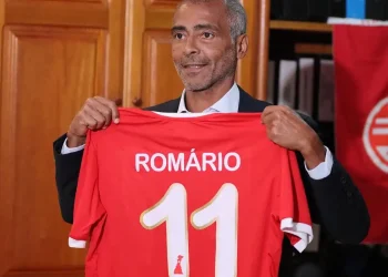 América-RJ inscreve Romário para disputa da Série A2 do Carioca