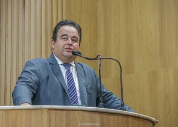 Vinícius Porto ressalta importância de obras de urbanização para o bem-estar da população aracajuana