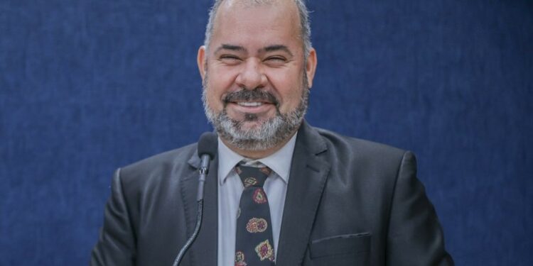 Isac propõe Audiência Pública para discutir o aprimoramento do protocolo de Diabetes Tipo 1