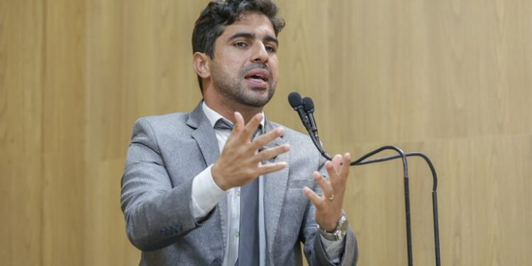 “Não compete ao SFT decidir sobre o uso de drogas”, afirma vereador Pastor Diego