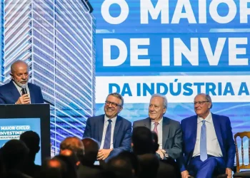 Lula elogia atuação de Padilha na articulação política