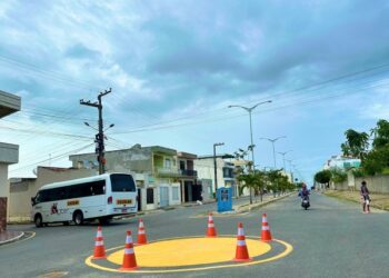 SMTT instala mais uma rotatória no trânsito de Itabaiana