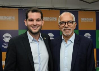 Edvaldo acompanha posse do novo secretário Especial de Articulação com os Municípios