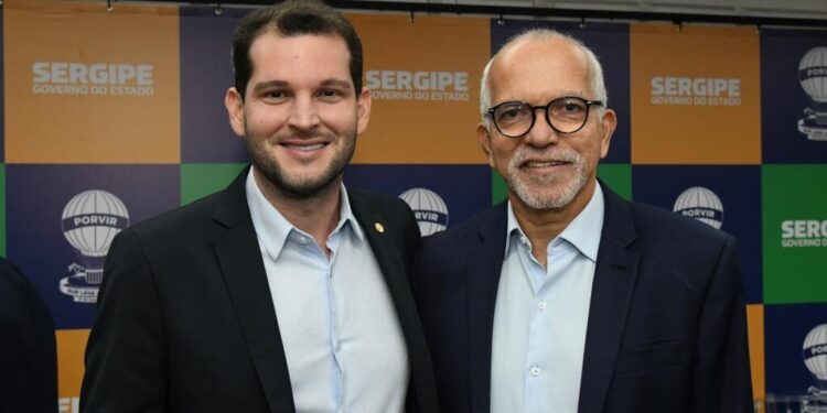 Edvaldo acompanha posse do novo secretário Especial de Articulação com os Municípios