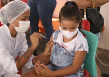 Prefeitura de Aracaju disponibiliza vacinação em dose única contra HPV para população de 9 a 14 anos