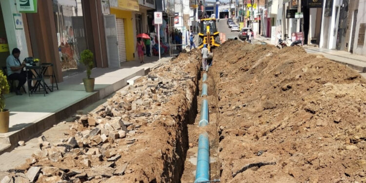 Deso realiza obras de ampliação e interligação da rede de abastecimento em Nossa Senhora da Glória