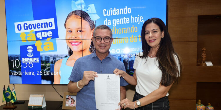 Fábio Mitidieri anuncia reajuste salarial de 10% para os servidores dos PCCVs Geral, da Saúde e de Engenharia