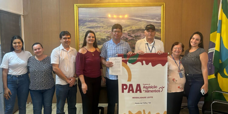 Estado formaliza cooperação com prefeituras para nova etapa do PAA Leite