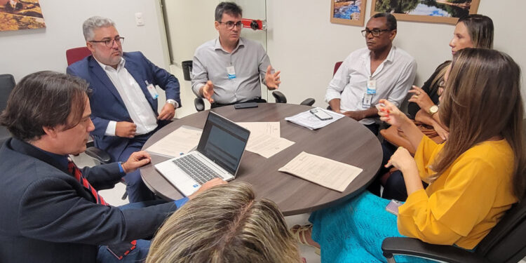 Adema e Ministério Público alinham fiscalização do parque industrial de Estância