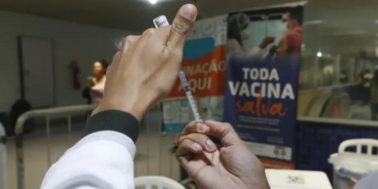 Vírus sincicial respiratório e influenza têm aumento de casos no país