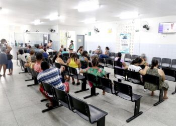 Prefeitura de Aracaju inicia reforma na USF Carlos Fernandes e fluxo é alterado