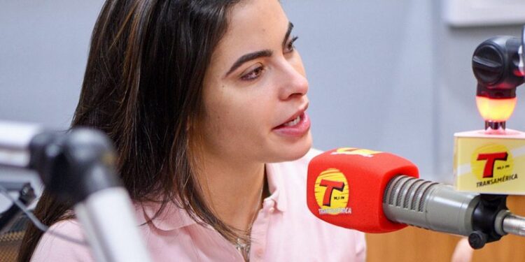 Yandra Moura quer construir um novo hospital na Zona de Expansão e destaca ações para acabar com alagamentos em Aracaju