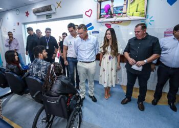 Governador vistoria funcionamento de Hospital da Criança e define ações para ampliação de atendimento