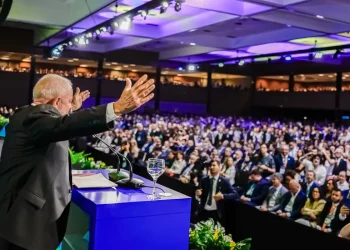 Lula anuncia medidas para aliviar cofres de prefeituras