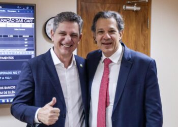 Rogério Carvalho debate pautas do Governo Federal com ministro Fernando Haddad