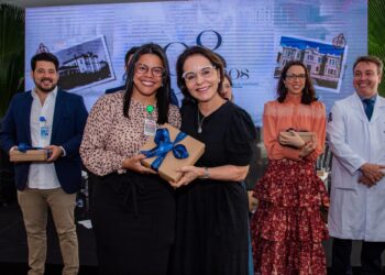 Vereadora Emília Corrêa recebe homenagem no Hospital de Cirurgia