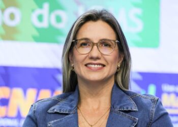 Silvany compartilha experiência enquanto prefeita durante atividade na Marcha a Brasilia