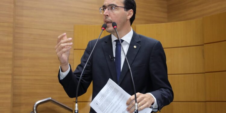 Georgeo Passos fala sobre dificuldades enfrentadas por estudantes com deficiência