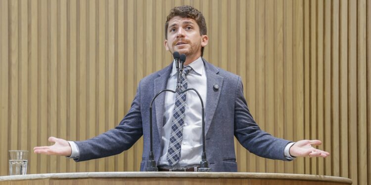 “O planejamento urbano de Aracaju está uma negação”, afirma Breno Garibalde 