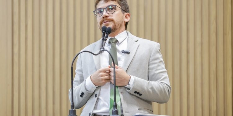 Breno Garibalde: “É triste ver o cenário de abandono no Centro de Aracaju”