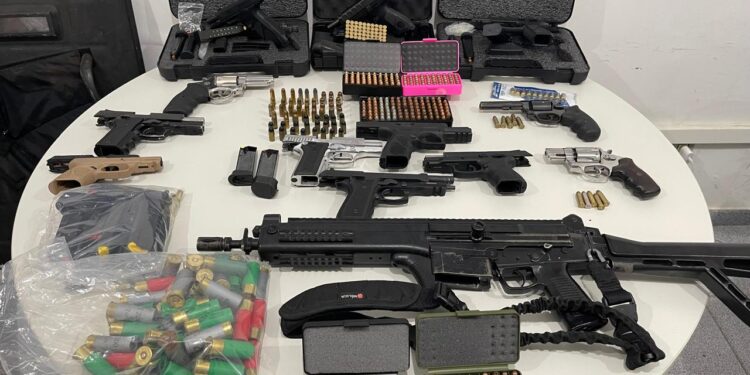Operação Underground: Ação conjunta cumpre mandados de prisão e apreende armas e munições em Aracaju, Itabaiana e Moita Bonita