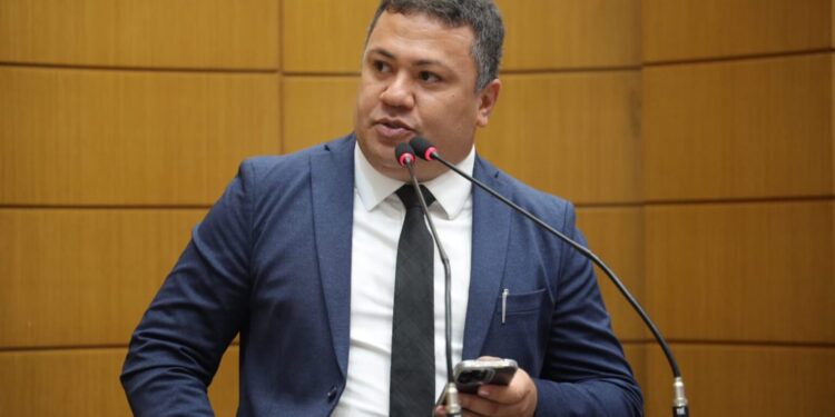 Indicações do deputado Kaká Santos visam mais capacitação profissionais