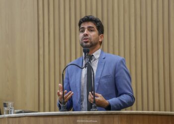 Vereador Pastor Diego propõe alteração na Lei de Licenciamento Ambiental para Templos Religiosos