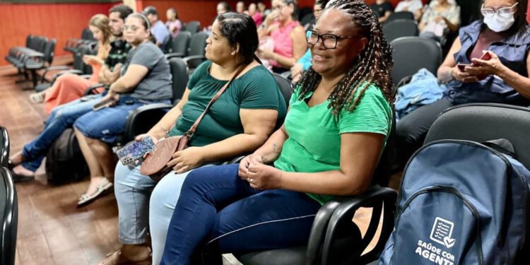 São Cristóvão: Agentes Comunitários de Saúde recebem capacitação sobre atendimento a usuários do Bolsa Família