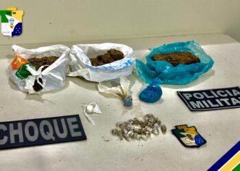 PM prende dois homens suspeitos de tráfico ilícito de drogas no Bairro Santa Maria