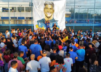 Dr. Samuel recebe apoio dos jovens de Socorro e assina carta compromisso