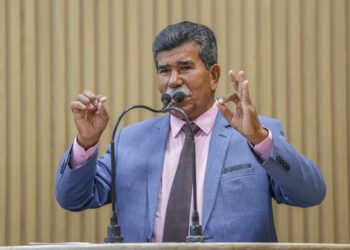 Emurb, Emsurb e Deso fazem mutirão para melhorias e limpeza no bairro Santa Maria