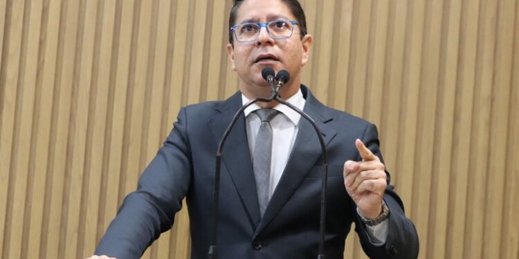 Ricardo Marques teme que licitação do transporte coletivo seja dor de cabeça para próxima gestão