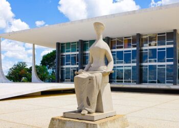 STF reconhece assédio judicial contra jornalistas e define critérios para responsabilização