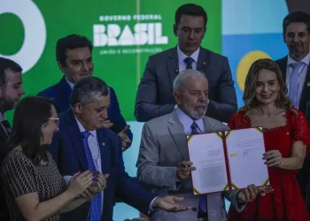 Lula sanciona lei que desonera atividades do setor de eventos